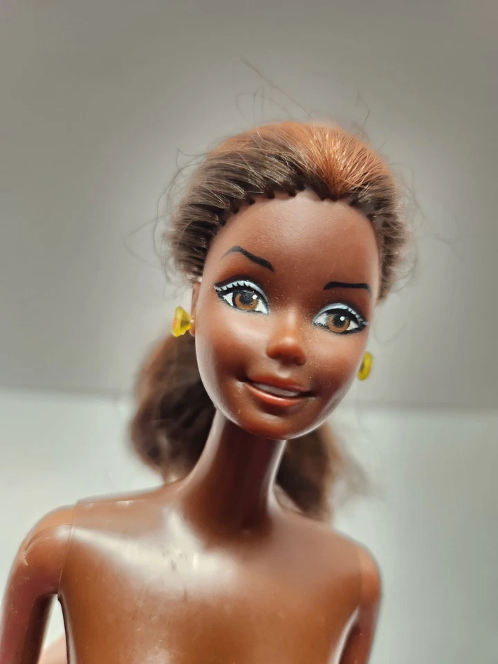 1977 Barbie Fashion Photo Christie Mattel 2324 Black Superstar AA Doll W Skirt - Image 3 of 4