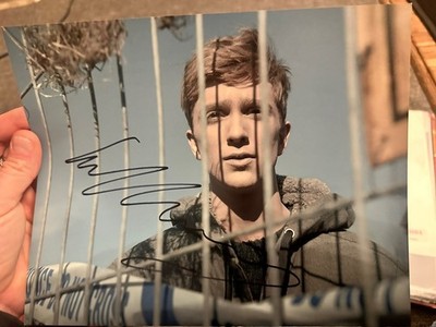 Luke Newberry signed 10x8 Autogramm Foto - In The Flesh - Zombie Horror