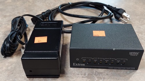 Amplificador de distribución de video compuesto Extron Versa Tools MDA 4V EQ