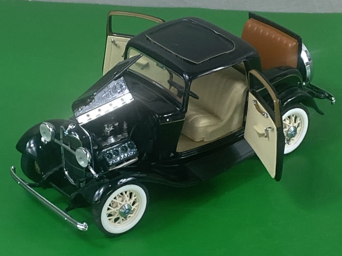 フランクリンミント フォードデュースクーペ 1932 Franklin Mint 1:24