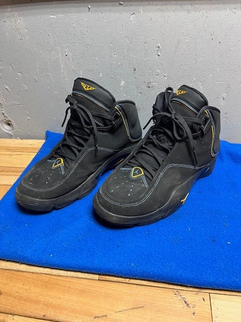 Jordan Melo M4 Black - 317154-001 US Size 9 - Great Condition - Image 2 of 4