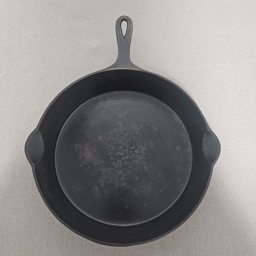 GRISWOLD #10 Cast Iron Skillet Iron Mountain 11.5 “ Seasoned Very Rare Size 10