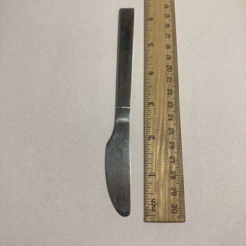 TAP Air Portugal Vintage Souvenir Knife Collectible - Picture 3 of 3