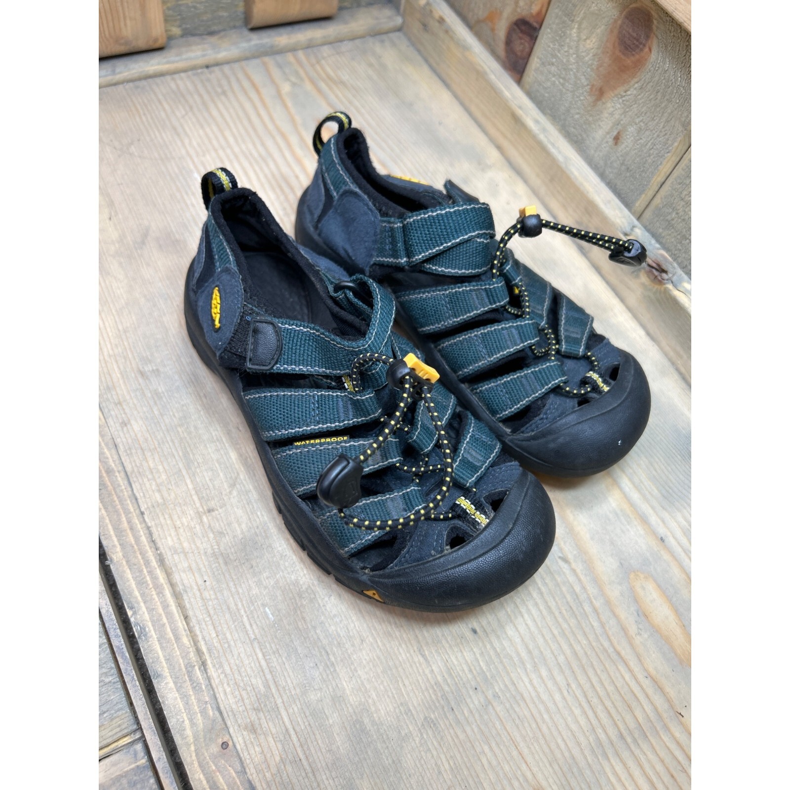 Sandali Keen Newport H2 bambini US1 blu navy impermeabili scarpe acqua unisex