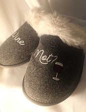 Saks Fifth Avenue women's 7-8 slippers gray/ faux fur w rubber soles wine lovers