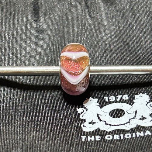 Authentic trollbeads ooak unique glass bead Christmas armadillo pink glitter