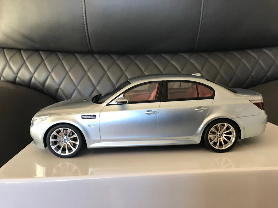 OTTO 1/18 BMW M5 E60 PHASE 2 SILVERSTONE II A29 2008 OT426 READ DESCRIPTION - Image 4 of 4