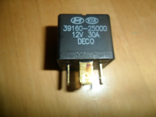 2 Relais D'alimentation DECO 39160-2G000 - 12VDC, 30A, 5 Broches - Occasion En Bon état De Fonctionnement