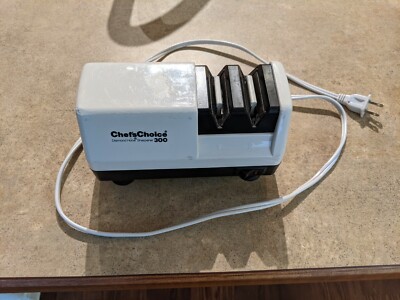 Chef's Choice Diamond Hone Sharpener Model 300 - Working - Made in USA