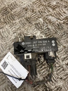 VW PASSAT B7 ALLTRACK 365 Lüfterrelais 357919506A 1.90 Diesel 1995 33308644