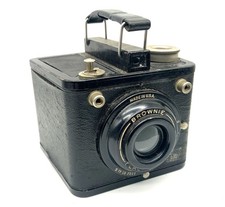 Kodak Brownie Flash Six-20 Box Camera Analog Camera