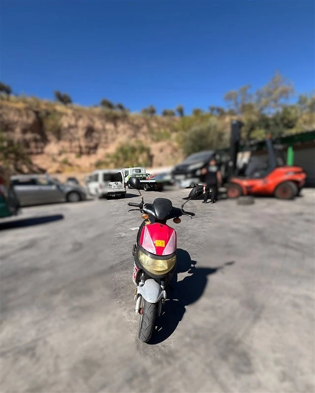 side fairing left side for KEEWAY HURRICANE 50 2008 104068 - Image 2 of 4