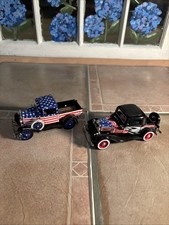 132 1932 Ford 3 Window Coupe With Flag And 31 Ford Model A Pickup