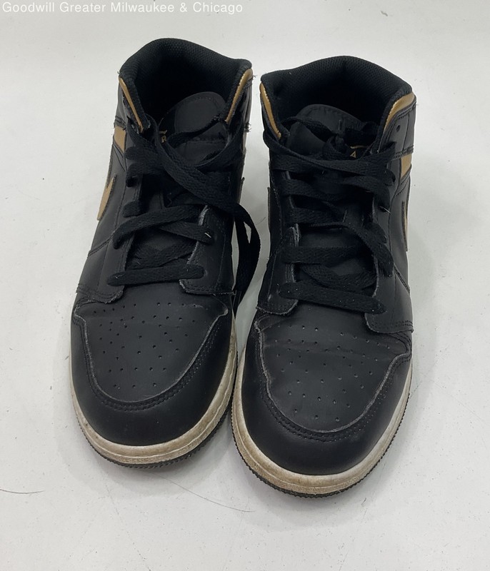 Nike Jordan 1 Mid Sneakers Black and Gold SZ. 6Y