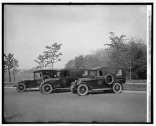 Photo:Semmes Motor Co. Post Products Co., [1926]