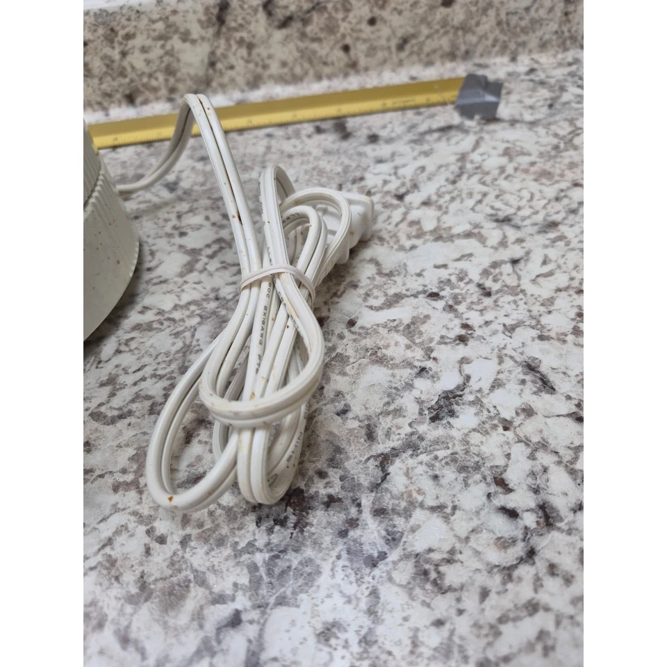 Exprimidor eléctrico de cítricos Proctor Silex JUICIT 16 OZ blanco vintage funciona muy bien Foto 4 de 4