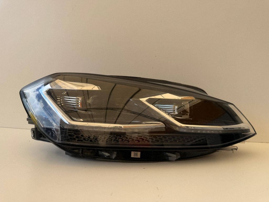 Faro anteriore destro Volkswagen Golf VII 2018