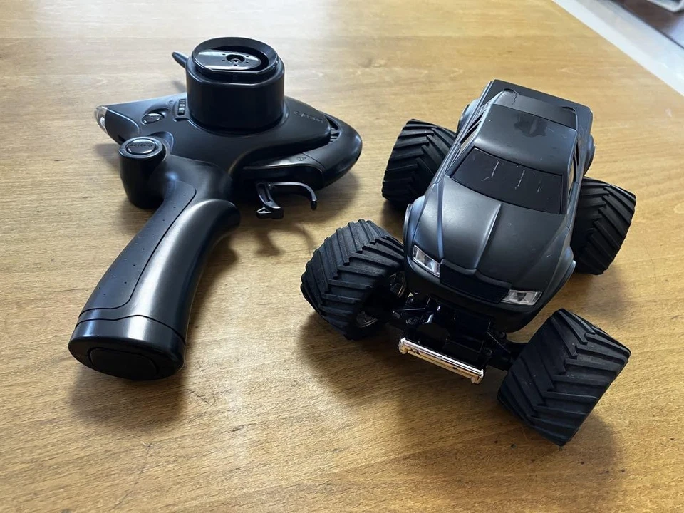 Camión de radiocontrol Kyosho Mini-Z Monster escala 1/24 todoterreno listo para funcionar grado de pasatiempo Foto 2 de 4