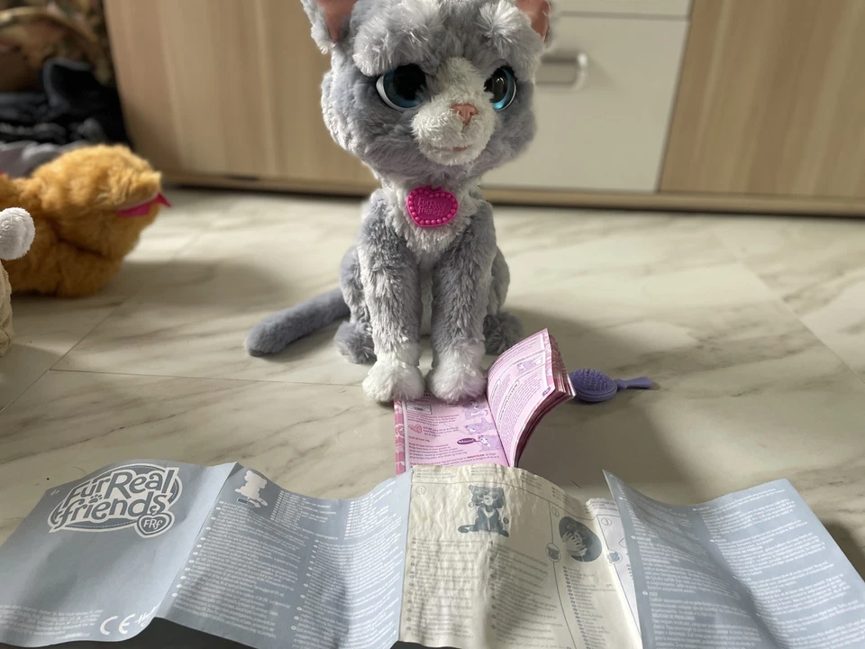 Neuwertige Fur Real friends Katze Bootsie Weihnachten interaktiv viel Funktionen - Bild 4 von 4