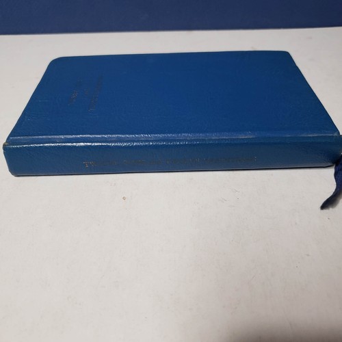Alcoholics Anonymous TWELVE STEPS and TWELVE TRADITIONS 1974 13th Printing HC - Picture 2 of 7