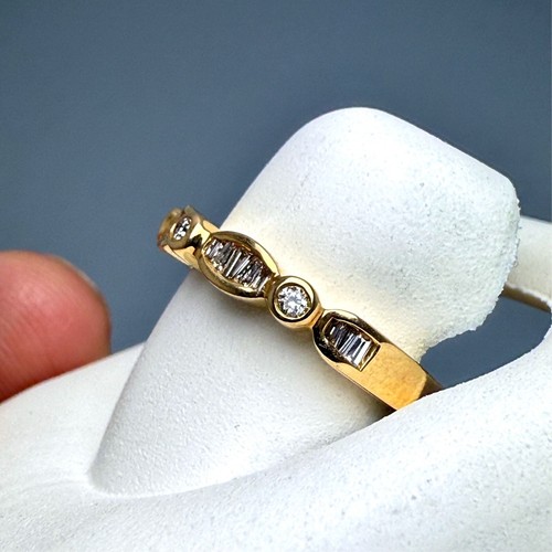 Neu Rund & Baguette 0,25 ct TW Diamant Band 14K Gelbgold 2,6 gm Größe 6,75 - Bild 8 von 13