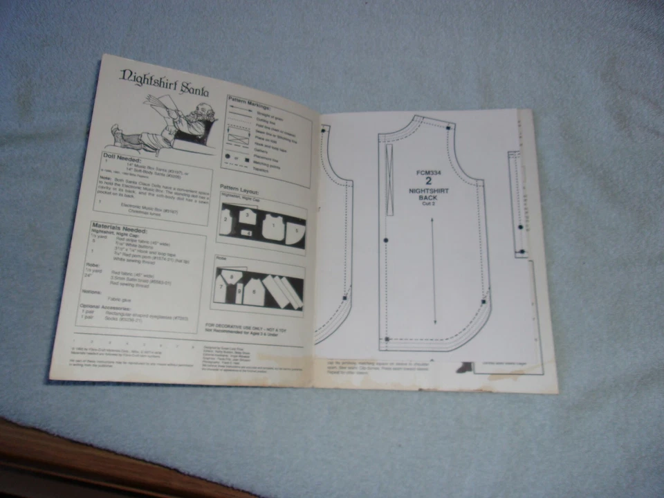 NIGHTSHIRT SANTA ~ fits 14" Santa doll, Fibre-Craft sewing pattern booklet - Image 2 of 4