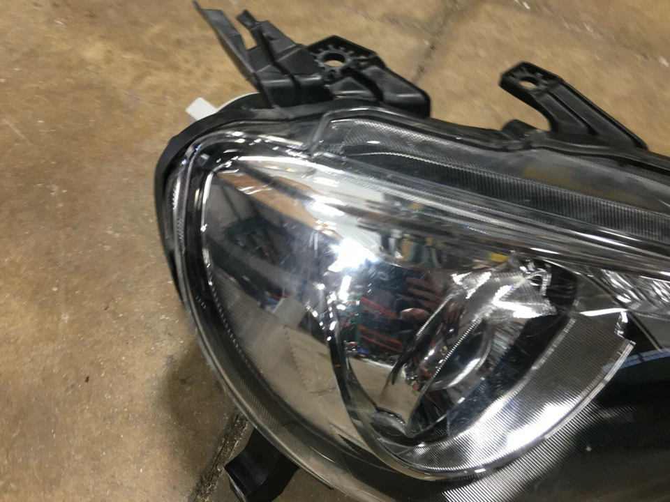 Conjunto de faros delanteros derechos Scion FRS Subaru BRZ 2013 *defecto* OEM 3579 Foto 4 de 4