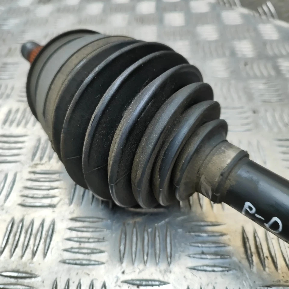 CADILLAC ESCALADE MK4 Front Right Driveshaft 85083496 6.2 313kw 2019 32972020 - Image 4 of 4