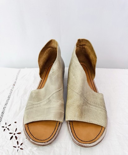 Free People Mont Blanc Sandals Ivory Leather Open Toe Women’s Size 37 Size 7