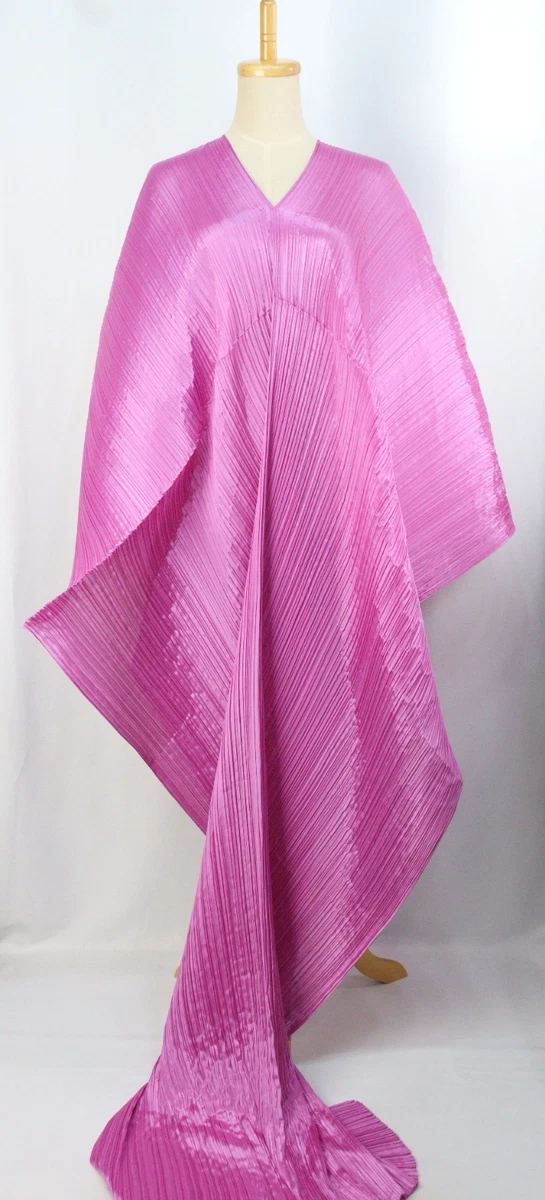 新品タグ付き　プリーツプリーズ　STELLA SCARF マダムT トップス MADAME-T – ISSEY MIYAKE ONLINE STORE