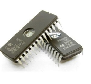 5PCS IC M27C512-12F1 CDIP-28 27C512 ST NEW 