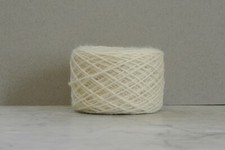 Rug / Tapestry/ embroidery Wool Yarn - natural