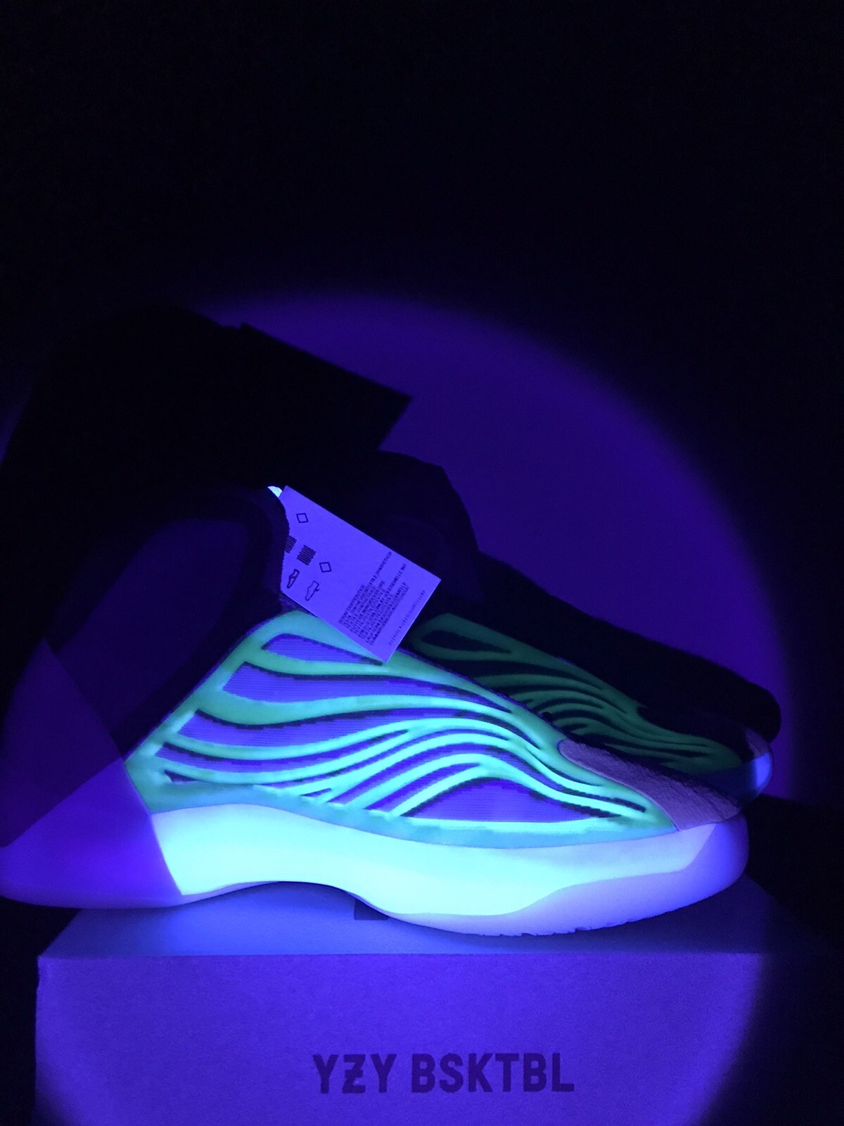 yeezy gx5049