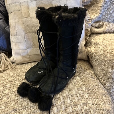 NIKE Faux Fur Trim Suede Snow Boots Black/Silver 311959 Size