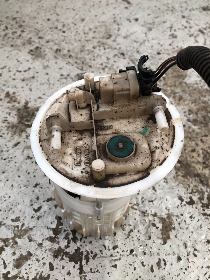 Unidad transmisora de combustible Renault Trafic Mk2 tanque bomba diésel 2463cc 2011 s42 Foto 4 de 4