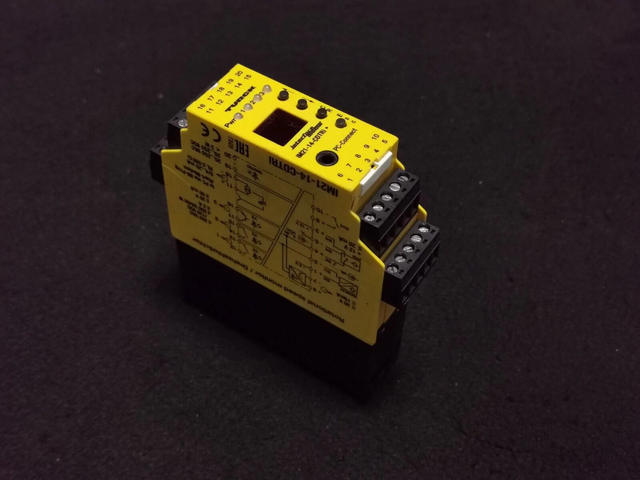 Moniteur De Vitesse De Rotation TURCK IM21-14-CDTRI – Capteur RPM Industriel, Occasion Mais Fonctionnel