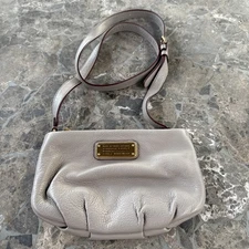 Authentic MARC by MARC JACOBS Handbag Taupe Classic Q Percy Crossbody