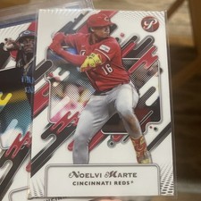 2025 Topps Pristine #43 Noelvi Marte Reds Refractor