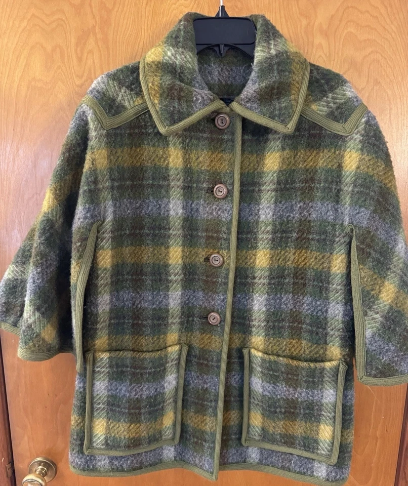 Abrigo Freedom Wear en tweed irlandés verde a cuadros con botones con brazos de capa pura lana virgen Foto 2 de 4