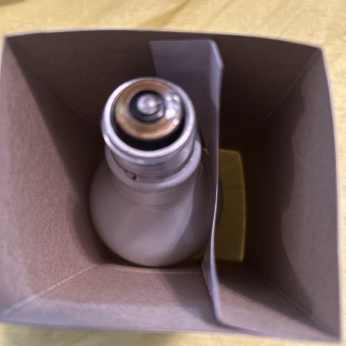 12 GE Soft White 3Way 50/200/250W - Picture 7 of 9