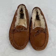 UGG Australia Dakota Moccasin Size 6 Chestnut Brown Suede Sheepskin Lining Shoes