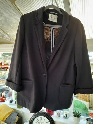 Hudson and Rose navy jacket