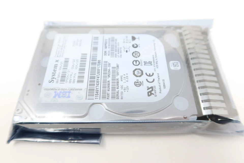 00AJ122 00AJ121 IBM 500GB 7.2K 6G 2.5" SAS Hard Drive - Image 2 of 3