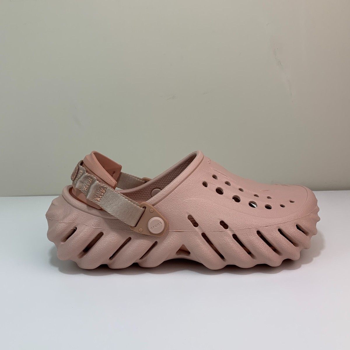 BRAND NEW Crocs Echo Clog Clay Pink Slip On Unisex Women