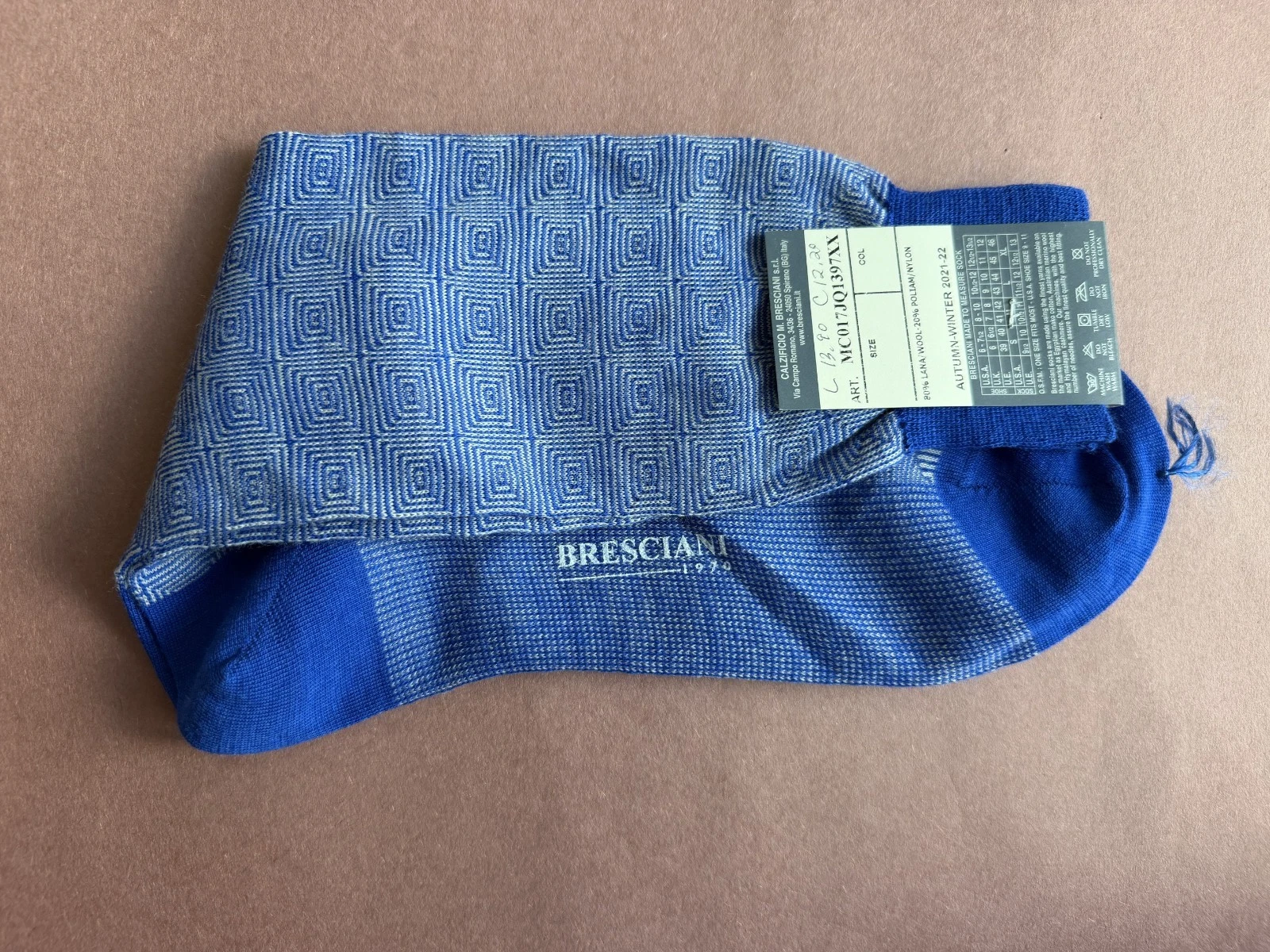 Fall/Winter 2021/22 Men's Bresciani Socks NWT Wool/Nylon Royal Blue Geometric