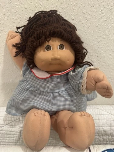 Cabbagepatch Kids 1980s Vintage Brunette Doll with Brown Eyes