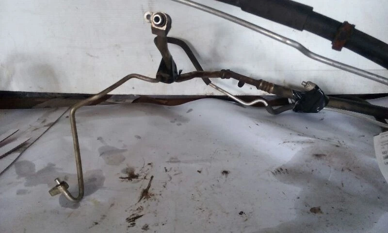 GMC Canyon 2005 mangueras de aire acondicionado 3,5 litros Foto 3 de 4