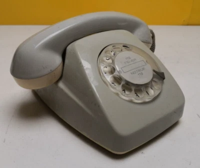 POST Fernsprechtischapparat FeTAp 611-1 Wählscheibentelefon - Bild 1 von 4