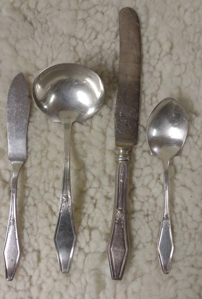 4-Holmes and Edwards Jamestown Pattern Silverplate serving pieces-ladle-sugar