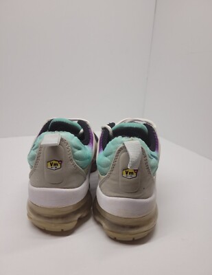 vapormax plus grape footlocker